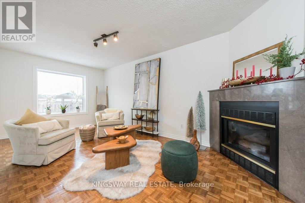 5607 Shillington Drive W, Mississauga, Ontario  L5R 3N4 - Photo 10 - W12705220