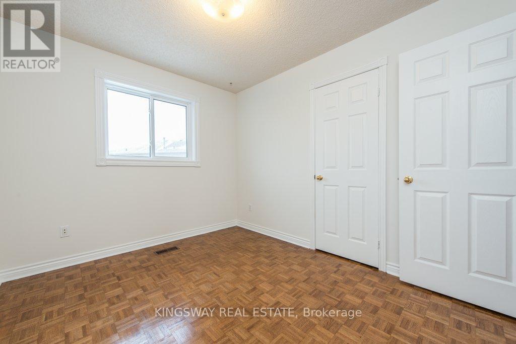 5607 Shillington Drive W, Mississauga, Ontario  L5R 3N4 - Photo 29 - W12705220