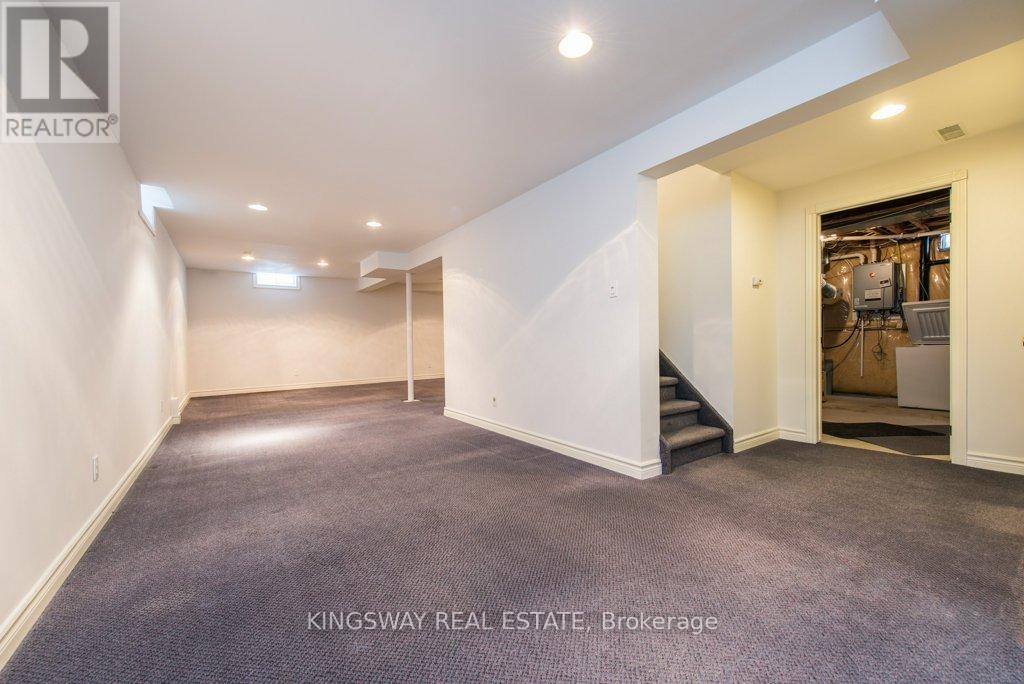 5607 Shillington Drive W, Mississauga, Ontario  L5R 3N4 - Photo 37 - W12705220