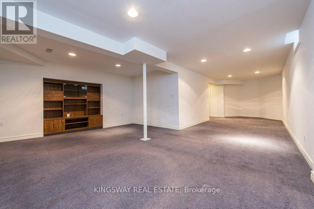 5607 Shillington Drive W, Mississauga, Ontario  L5R 3N4 - Photo 39 - W12705220