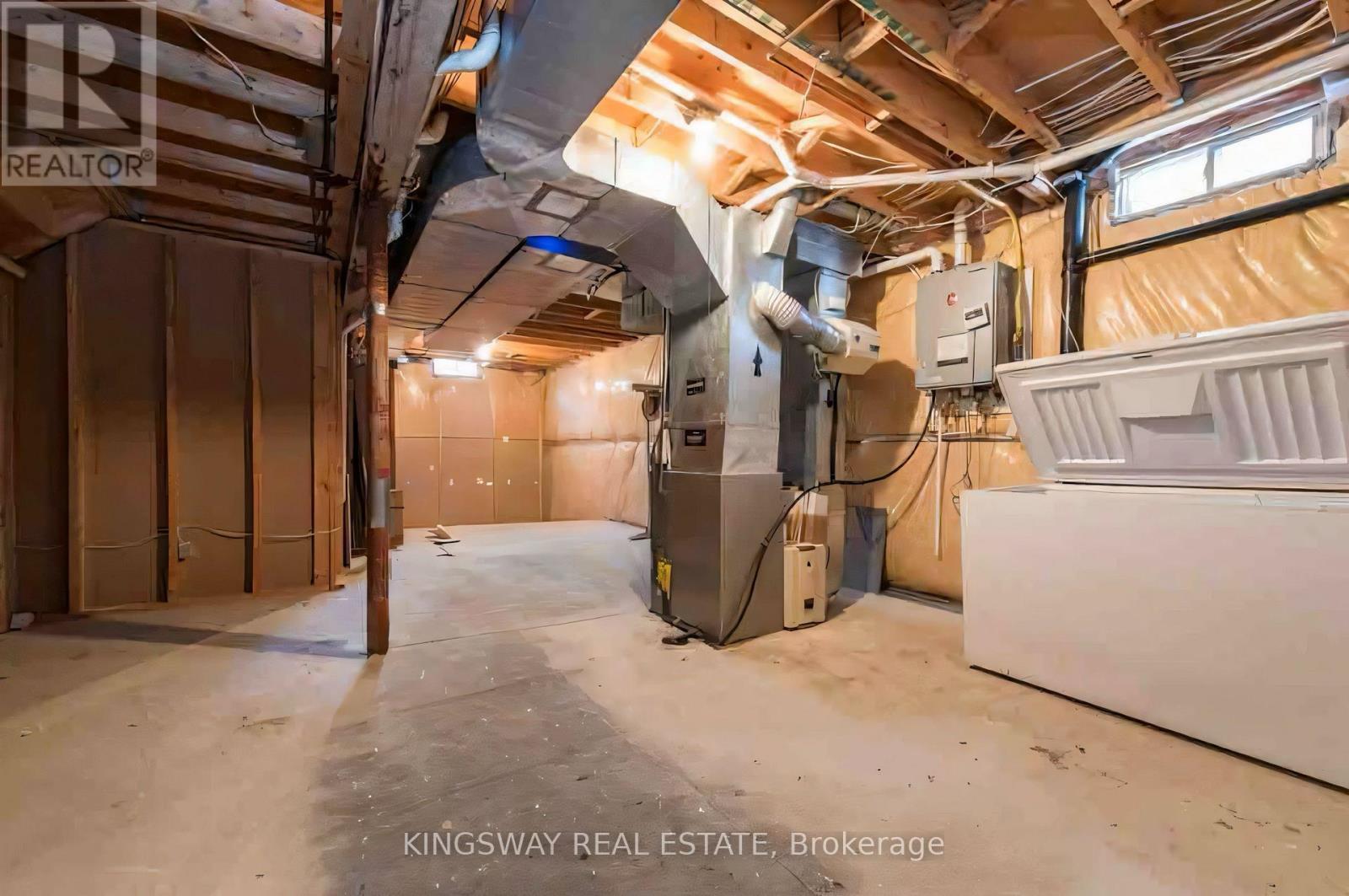 5607 Shillington Drive W, Mississauga, Ontario  L5R 3N4 - Photo 40 - W12705220