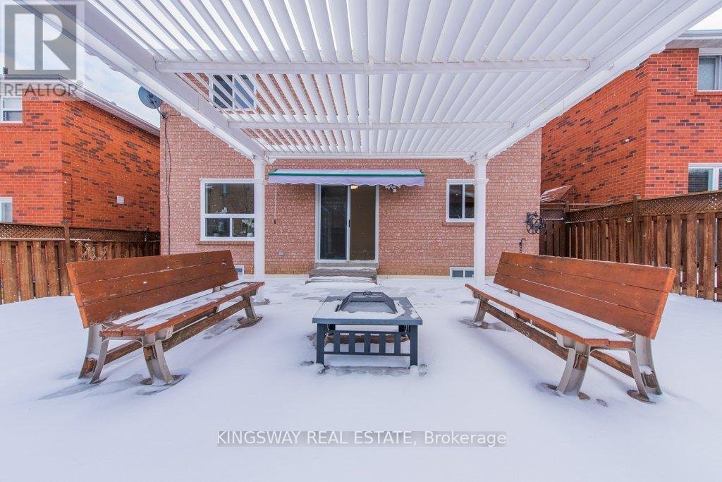 5607 Shillington Drive W, Mississauga, Ontario  L5R 3N4 - Photo 46 - W12705220