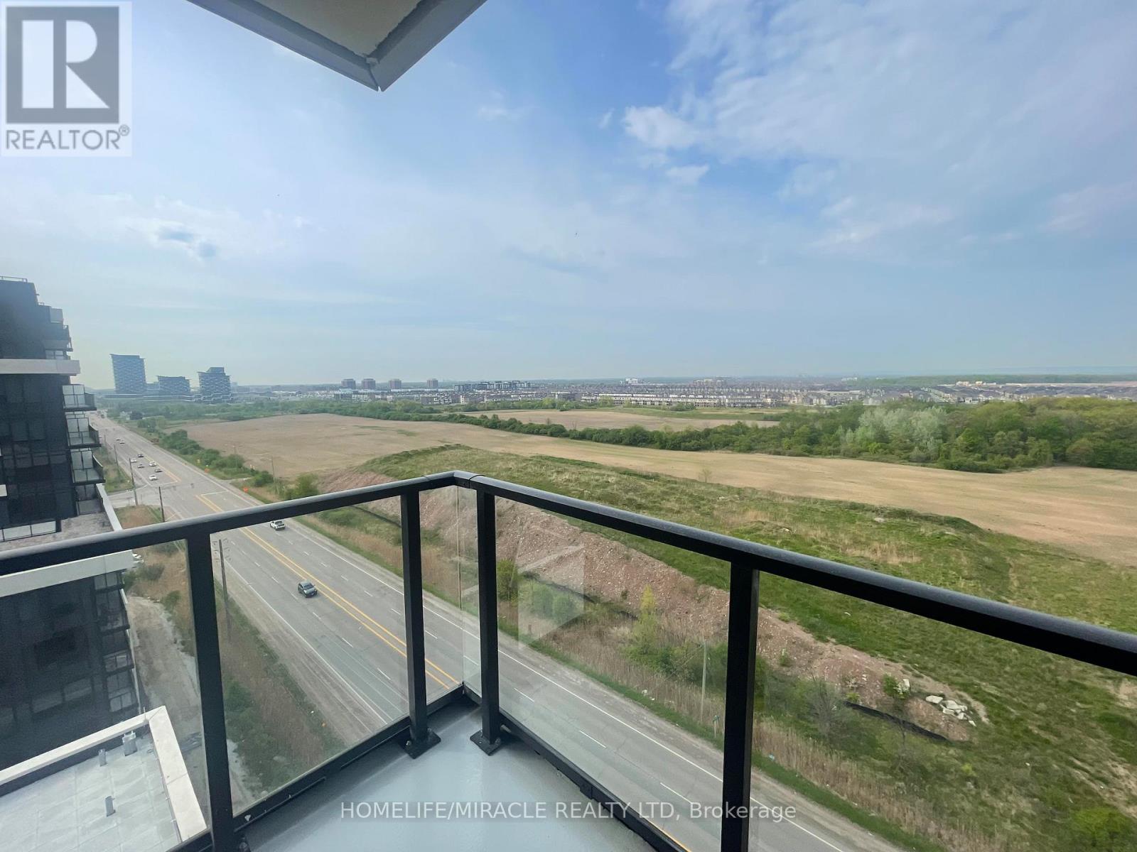 1205 - 3220 William Coltson Avenue, Oakville, Ontario  L6H 7X9 - Photo 4 - W12705230