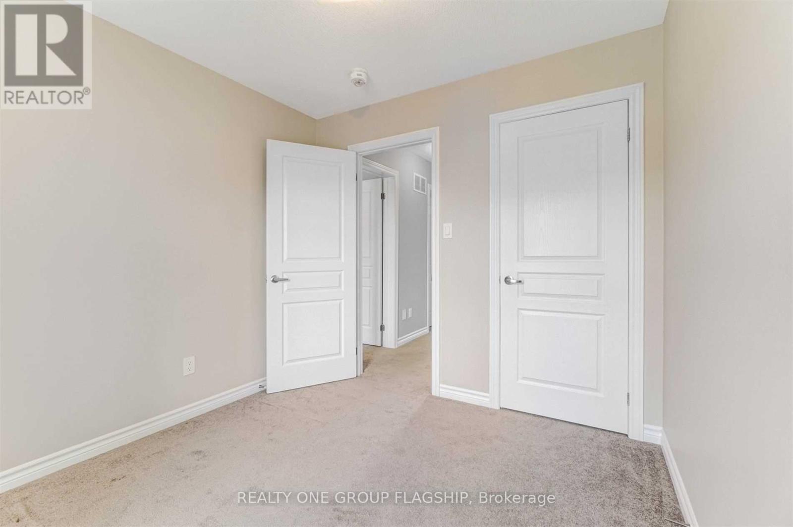 51 Aspen Hills Road, Brampton, Ontario  L6Y 6E4 - Photo 12 - W12705236