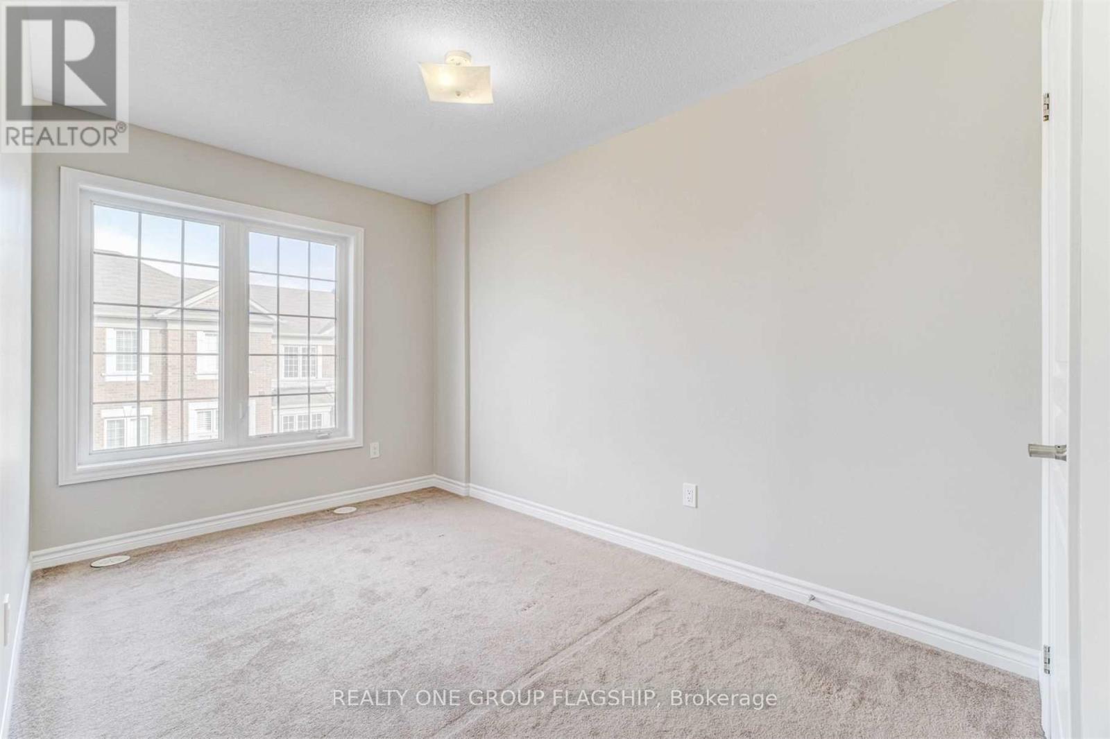 51 Aspen Hills Road, Brampton, Ontario  L6Y 6E4 - Photo 13 - W12705236