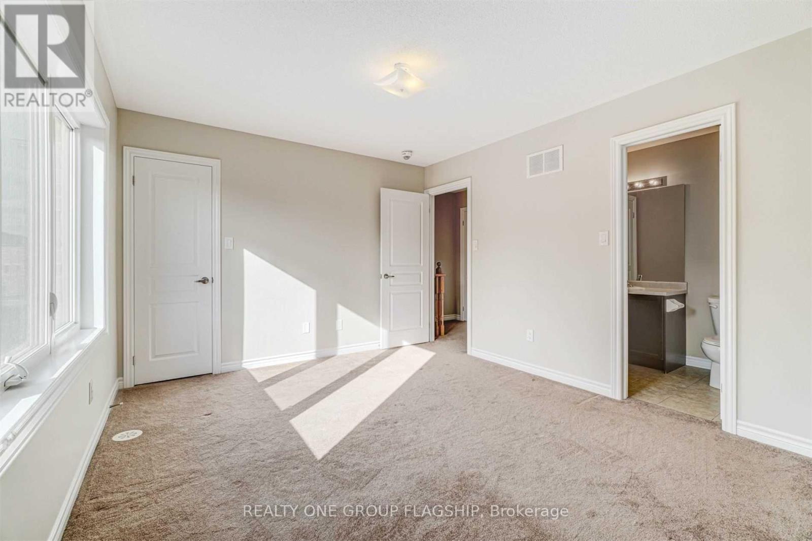 51 Aspen Hills Road, Brampton, Ontario  L6Y 6E4 - Photo 9 - W12705236