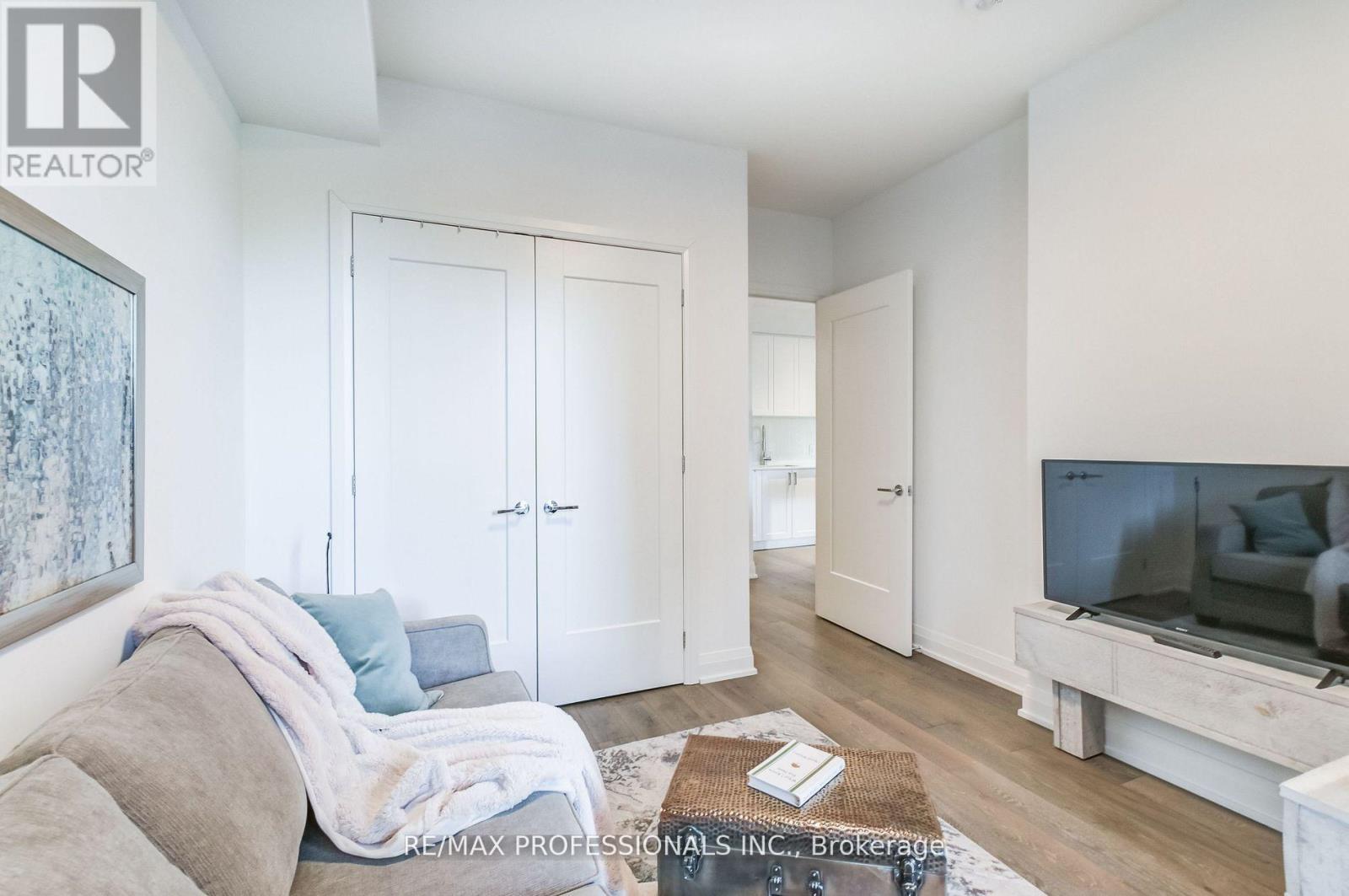 223 - 293 The Kingsway, Toronto, Ontario  M9A 0E8 - Photo 28 - W12705250