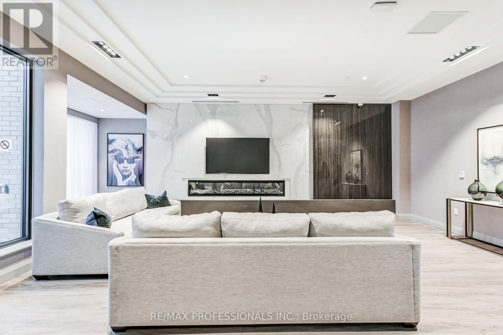 223 - 293 The Kingsway, Toronto, Ontario  M9A 0E8 - Photo 39 - W12705250