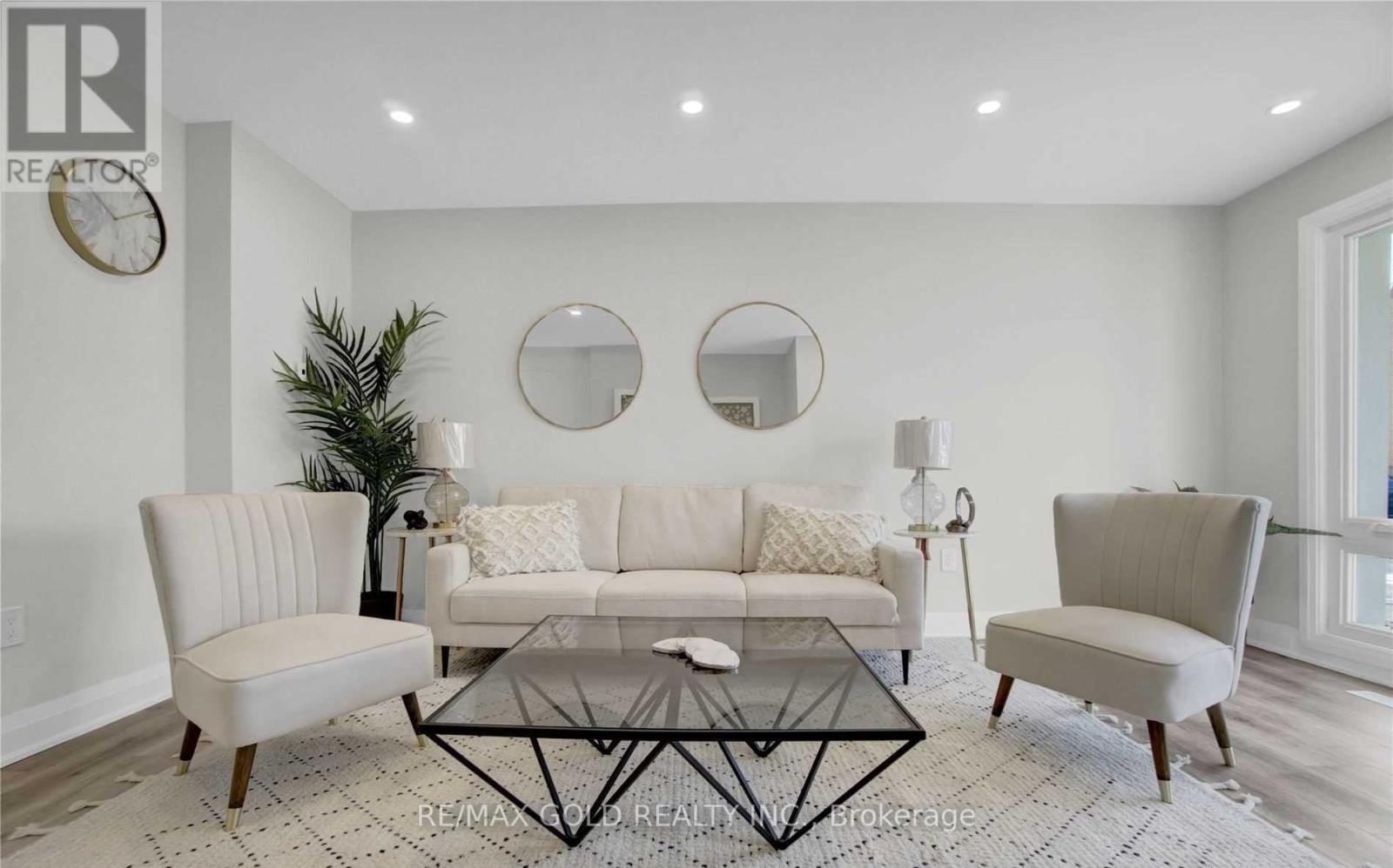 2404 Maryvale Court, Burlington, Ontario  L7P 2P2 - Photo 6 - W12705264