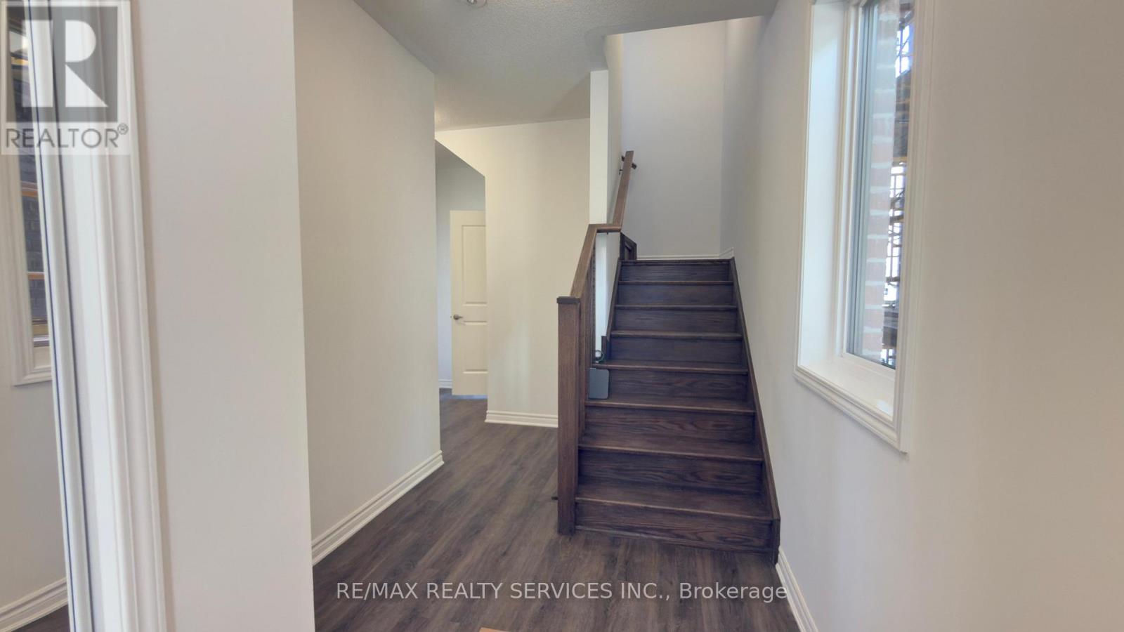 41 Yellow Rail Crescent, Brampton, Ontario  L7A 5L9 - Photo 7 - W12705276