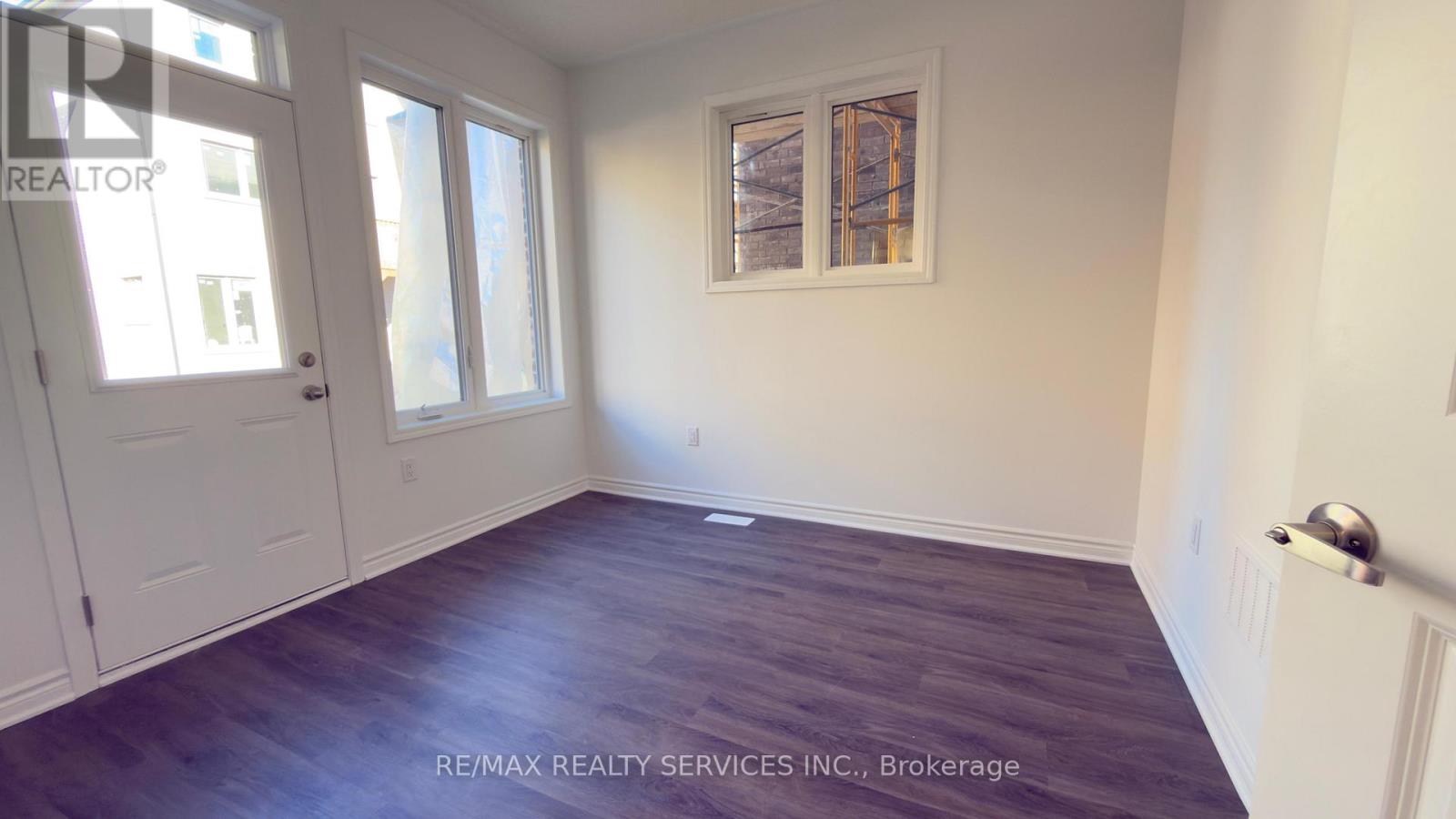 41 Yellow Rail Crescent, Brampton, Ontario  L7A 5L9 - Photo 9 - W12705276