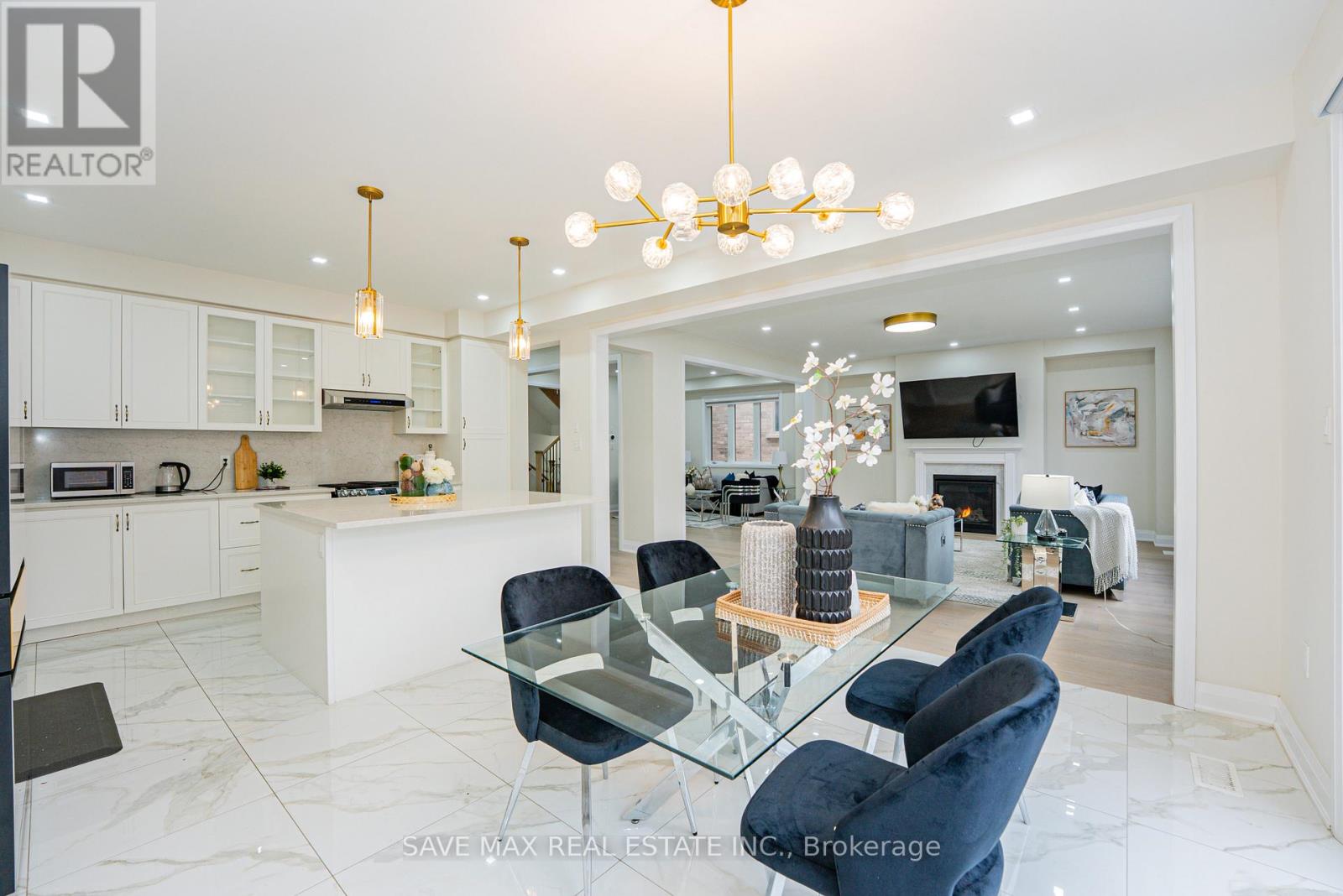 53 Lipscott Drive, Caledon, Ontario  L7C 4K1 - Photo 14 - W12705286