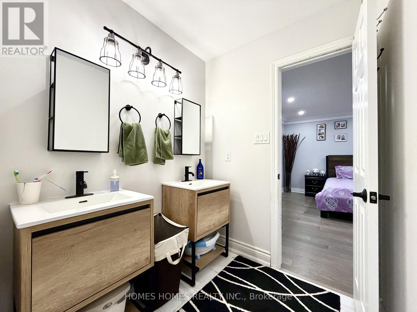 36 Frustac Trail, Caledon, Ontario  L7E 2B6 - Photo 33 - W12705288