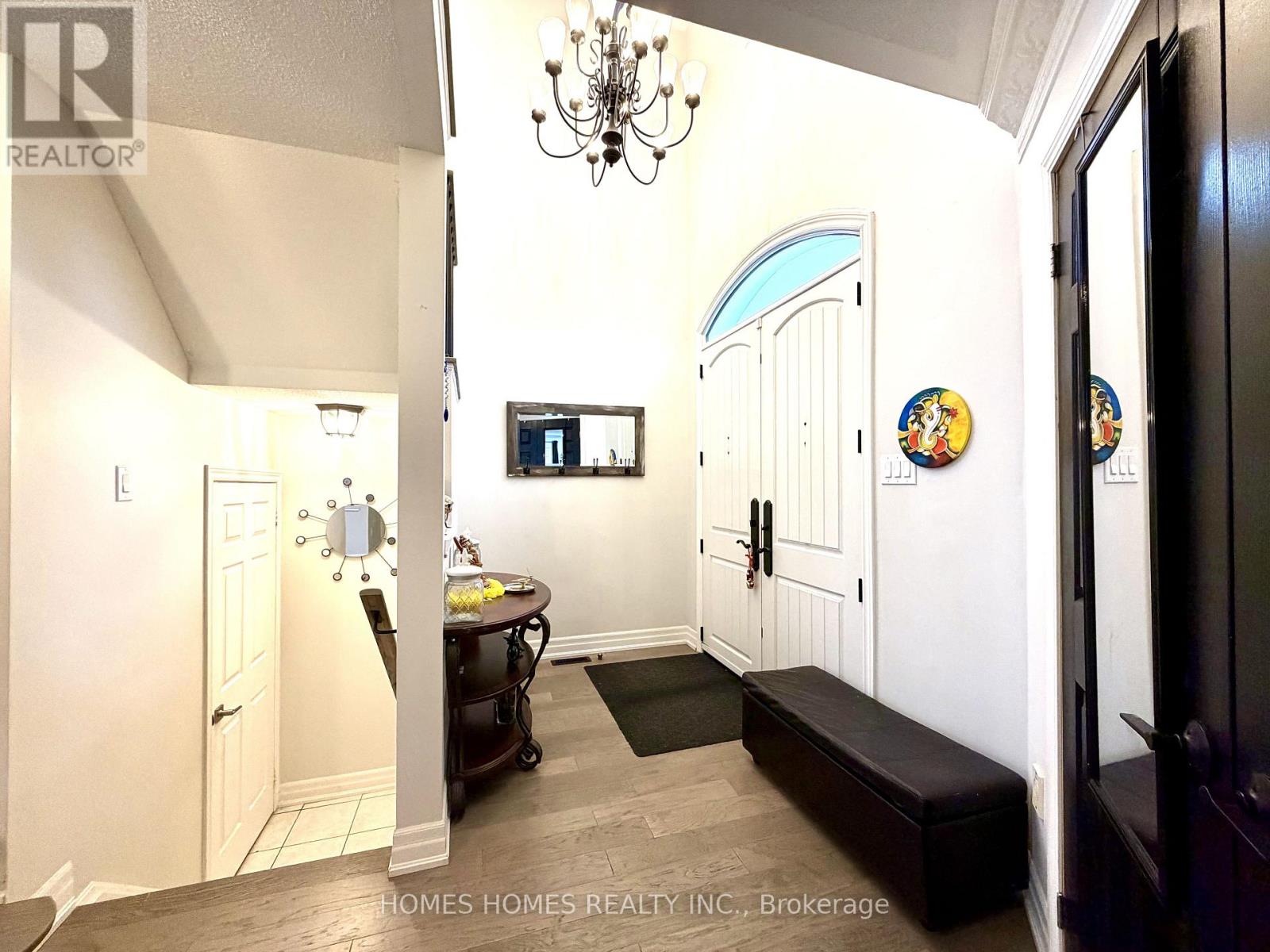 36 Frustac Trail, Caledon, Ontario  L7E 2B6 - Photo 4 - W12705288