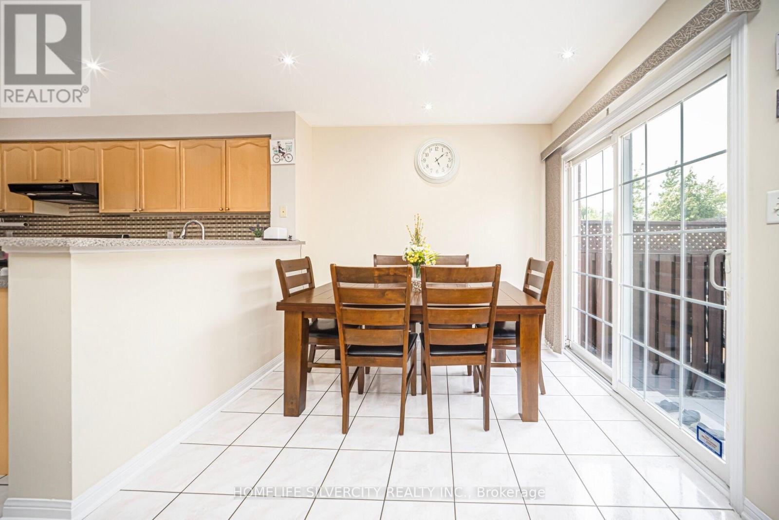 119 Herdwick Street, Brampton, Ontario  L6S 0A5 - Photo 17 - W12705298