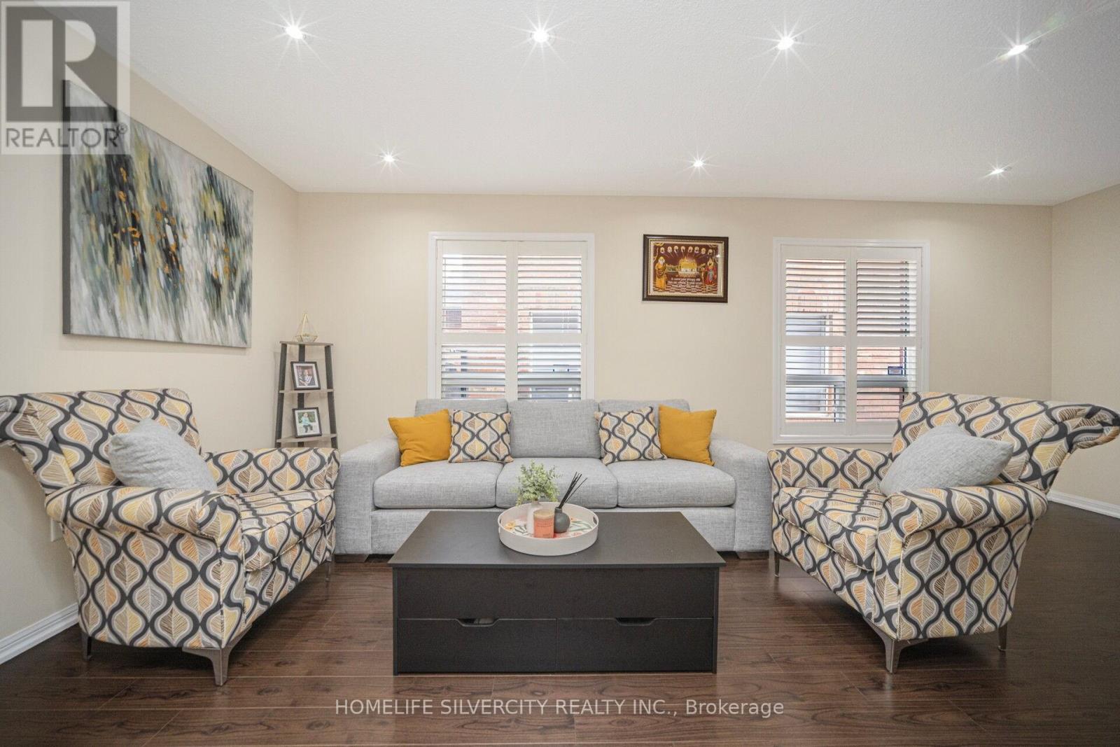 119 Herdwick Street, Brampton, Ontario  L6S 0A5 - Photo 6 - W12705298