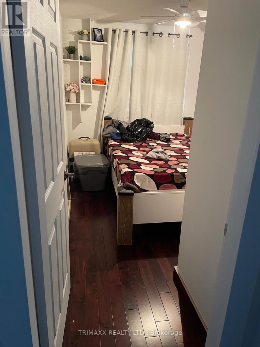 1086 Canfield Crescent, Woodstock, Ontario  N4S 8P3 - Photo 12 - X12705300