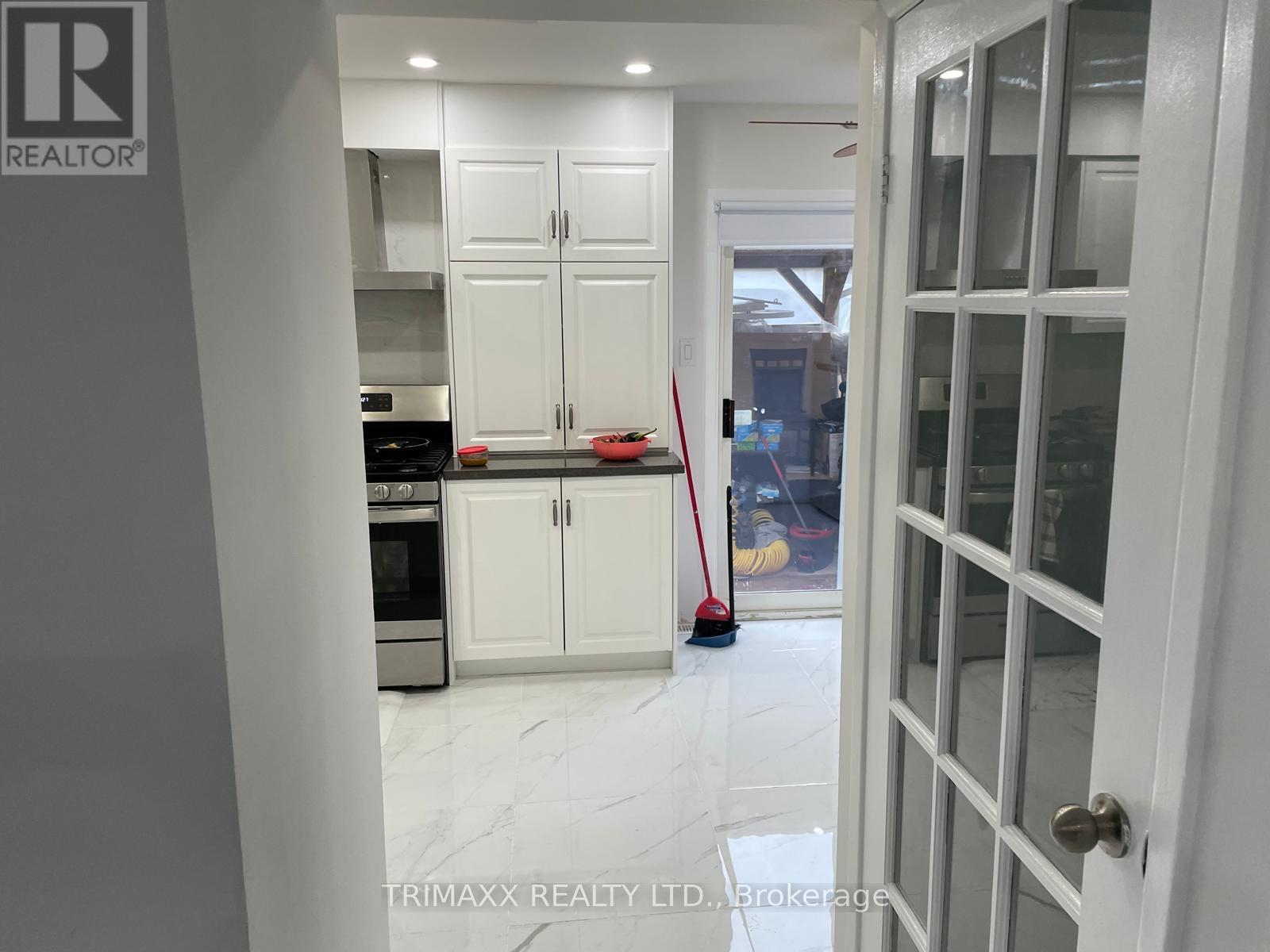 1086 Canfield Crescent, Woodstock, Ontario  N4S 8P3 - Photo 15 - X12705300