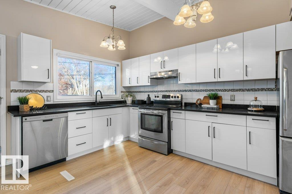 4 Granite Av, St. Albert, Alberta  T8N 0V4 - Photo 18 - E4470335