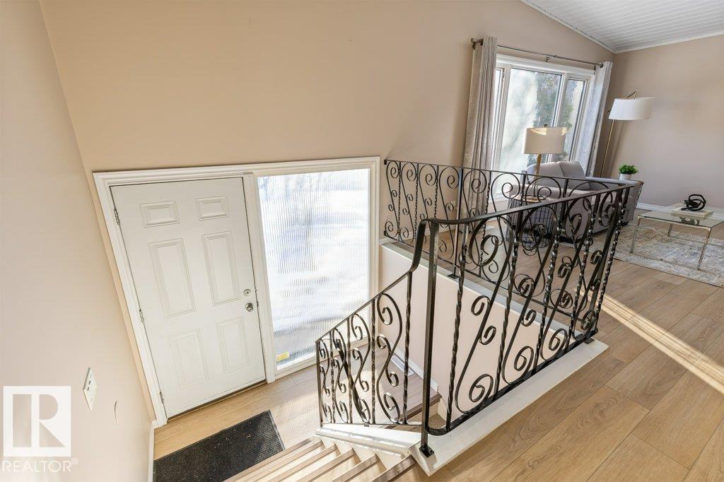 4 Granite Av, St. Albert, Alberta  T8N 0V4 - Photo 2 - E4470335