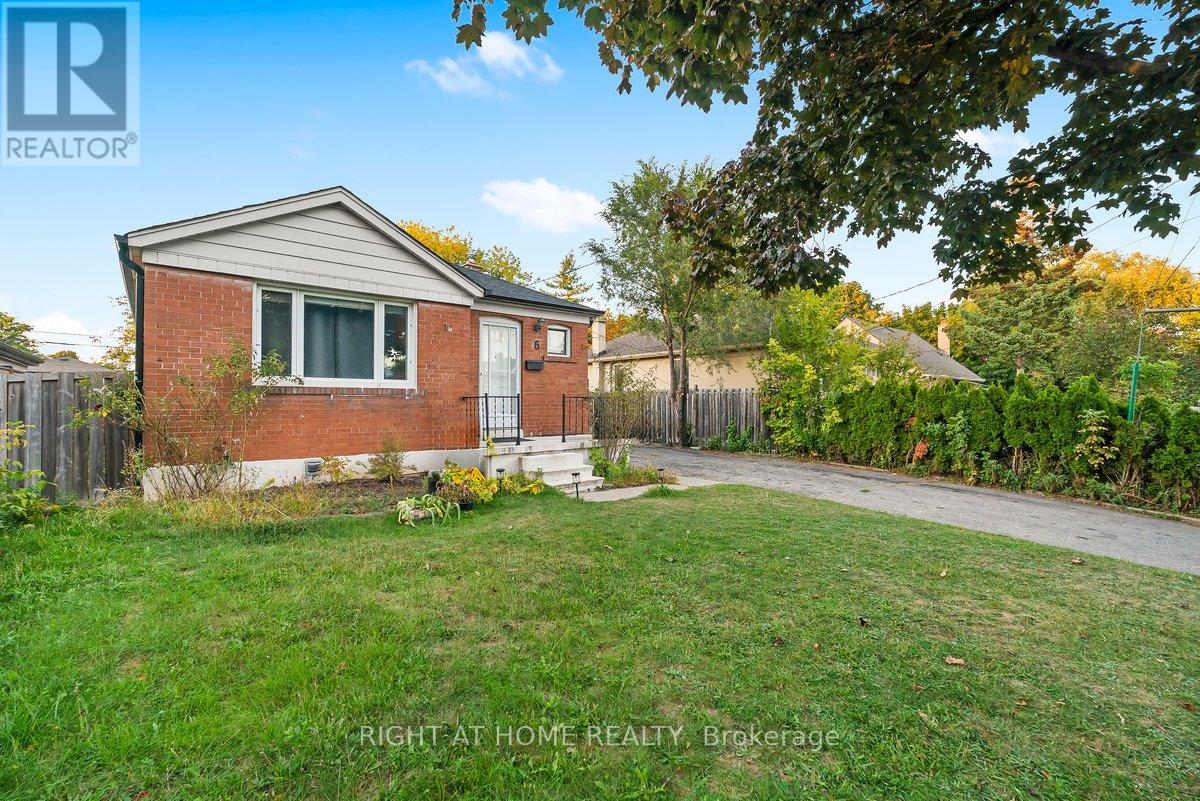 6 Melody Road, Toronto, Ontario  M9M 1C7 - Photo 2 - W12689940