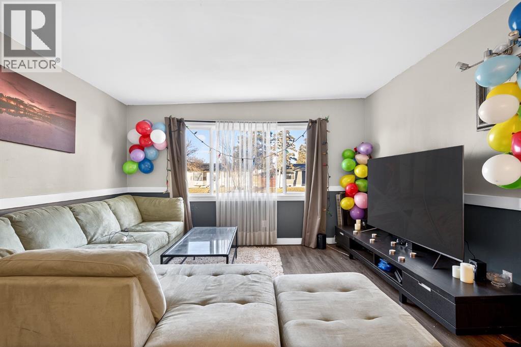 5507 & 5505 8 Avenue Se, Calgary, Alberta  T2A 0B2 - Photo 9 - A2279476