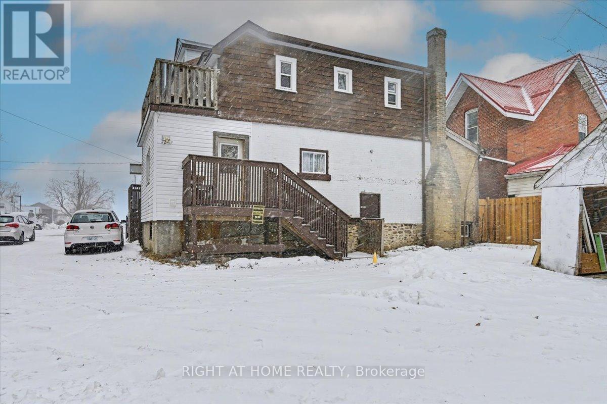 157 Lindsay Street S, Kawartha Lakes, Ontario  K9V 1T7 - Photo 5 - X12705332