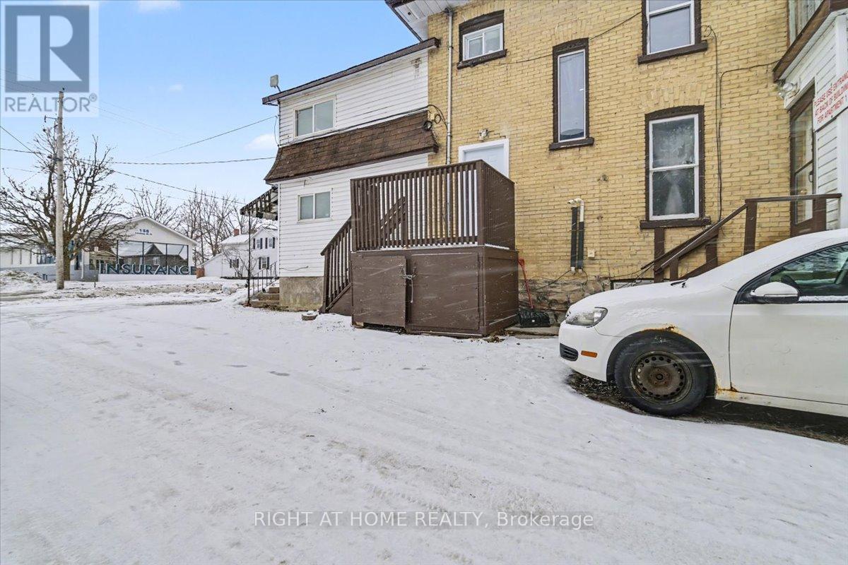 157 Lindsay Street S, Kawartha Lakes, Ontario  K9V 1T7 - Photo 7 - X12705332