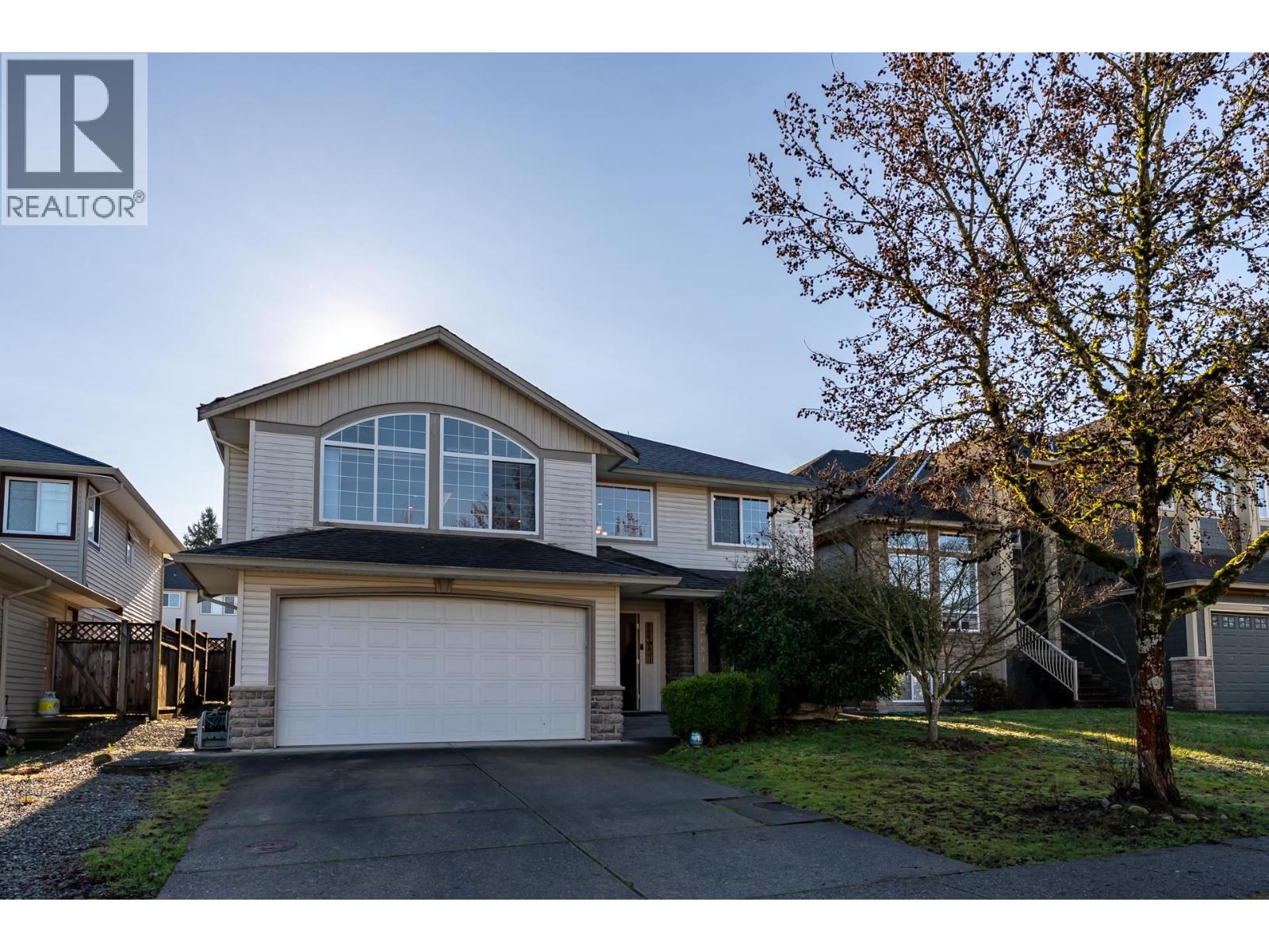 22084 ISAAC CRESCENT, Maple Ridge, British Columbia