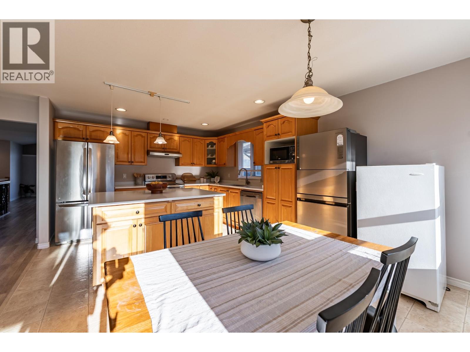 22084 Isaac Crescent, Maple Ridge, British Columbia  V2X 0W1 - Photo 7 - R3080256