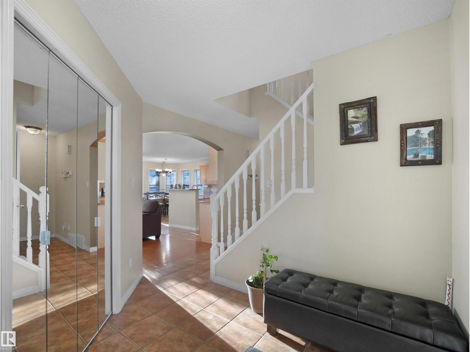 161 Easton Rd Sw, Edmonton, Alberta  T6X 1C3 - Photo 4 - E4470286