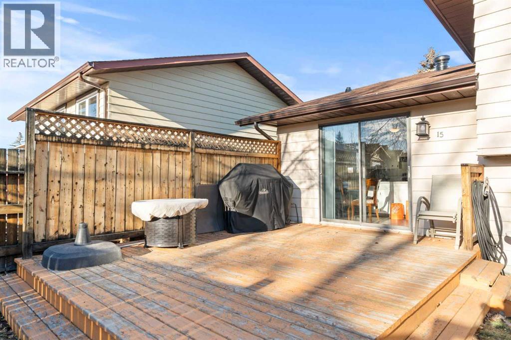 15 Beacham Rise Nw, Calgary, Alberta  T3K 1S1 - Photo 15 - A2279233