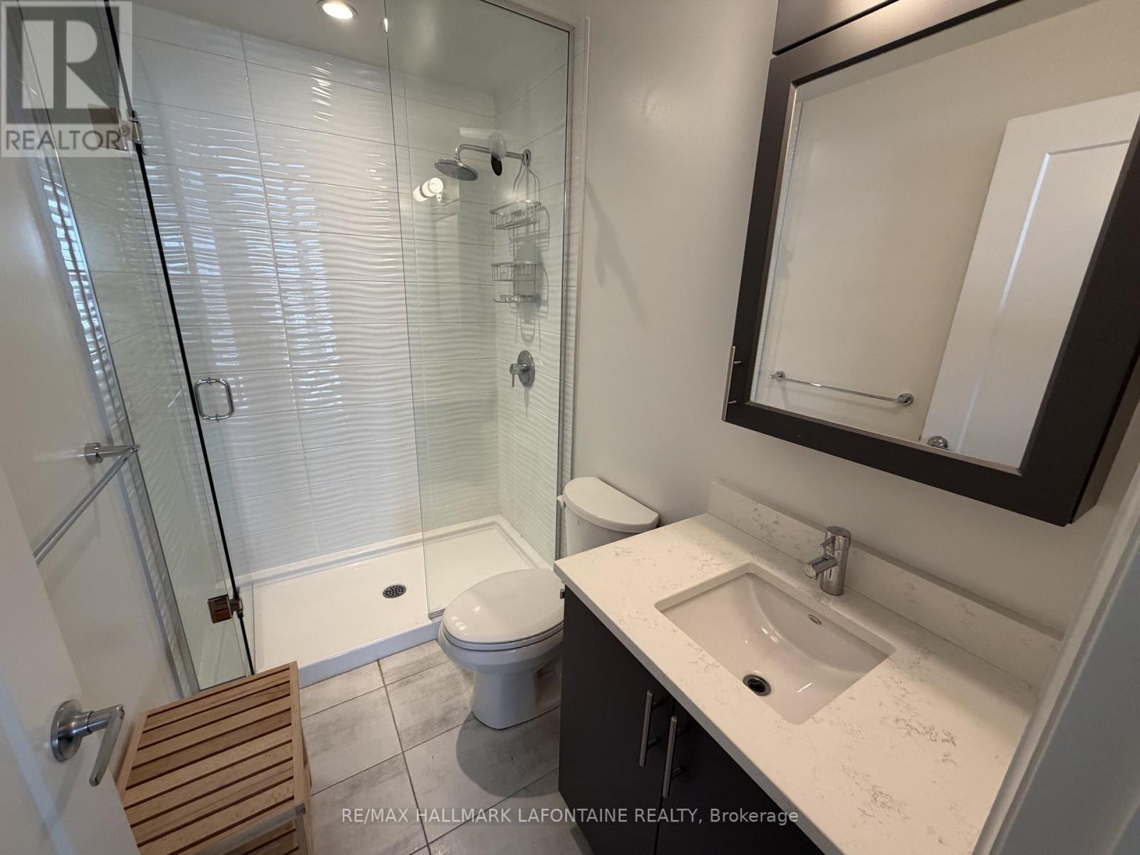 806 - 805 Carling Avenue, Ottawa, Ontario  K1S 5W9 - Photo 12 - X12705350