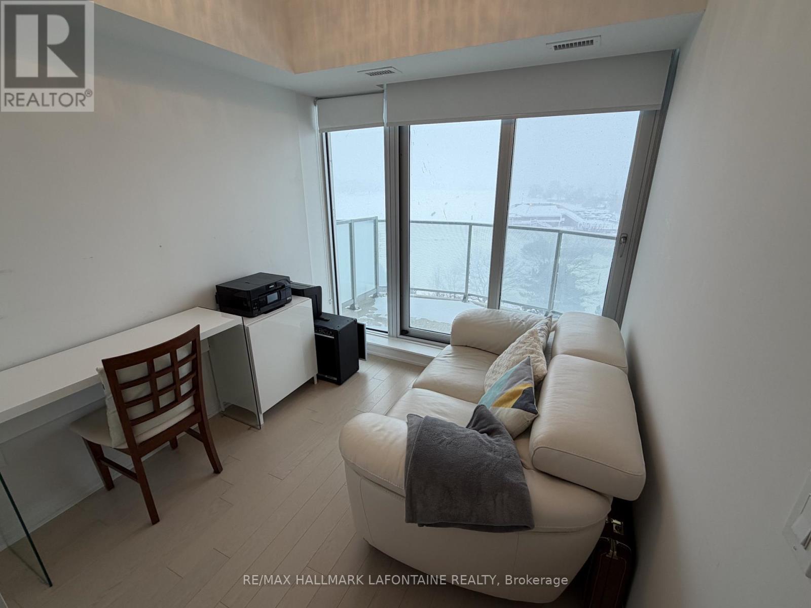 806 - 805 Carling Avenue, Ottawa, Ontario  K1S 5W9 - Photo 13 - X12705350