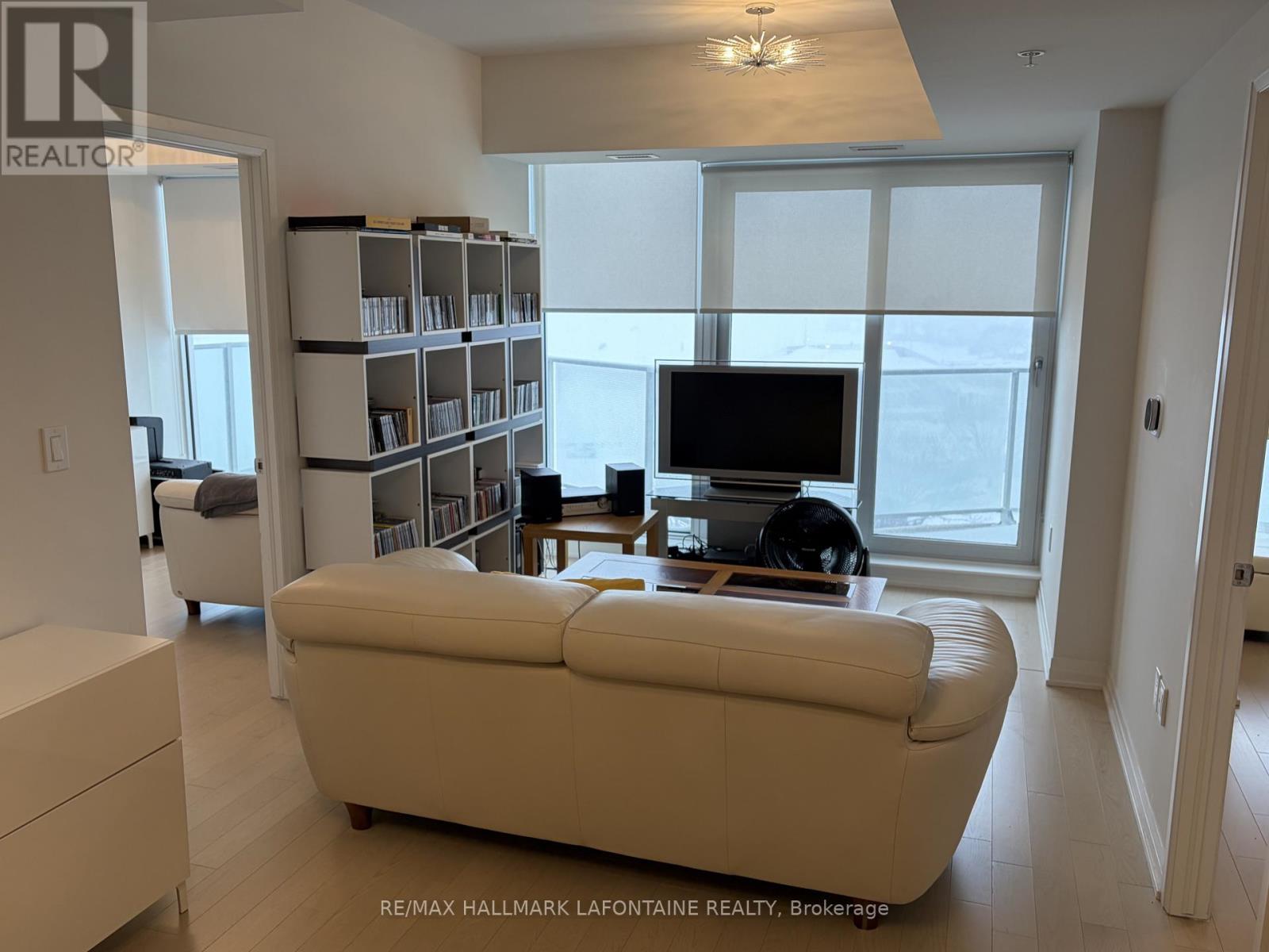 806 - 805 Carling Avenue, Ottawa, Ontario  K1S 5W9 - Photo 7 - X12705350