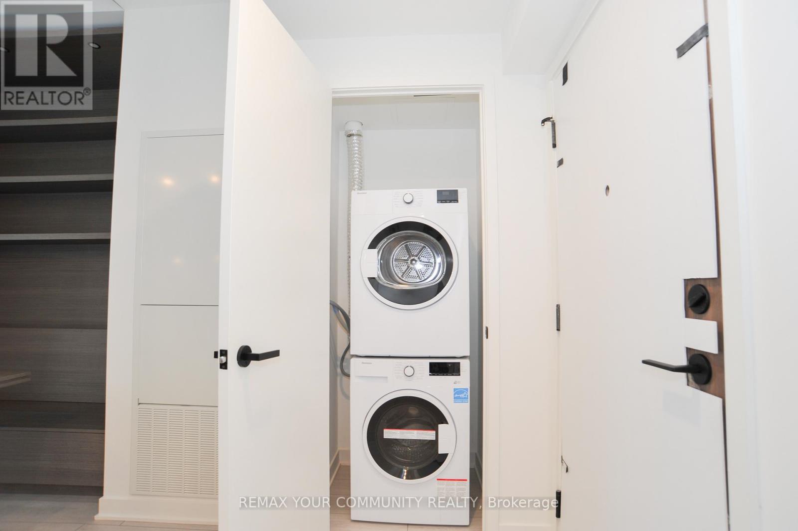 4906 - 55 Charles Street E, Toronto, Ontario  M4Y 0J1 - Photo 11 - C12703052