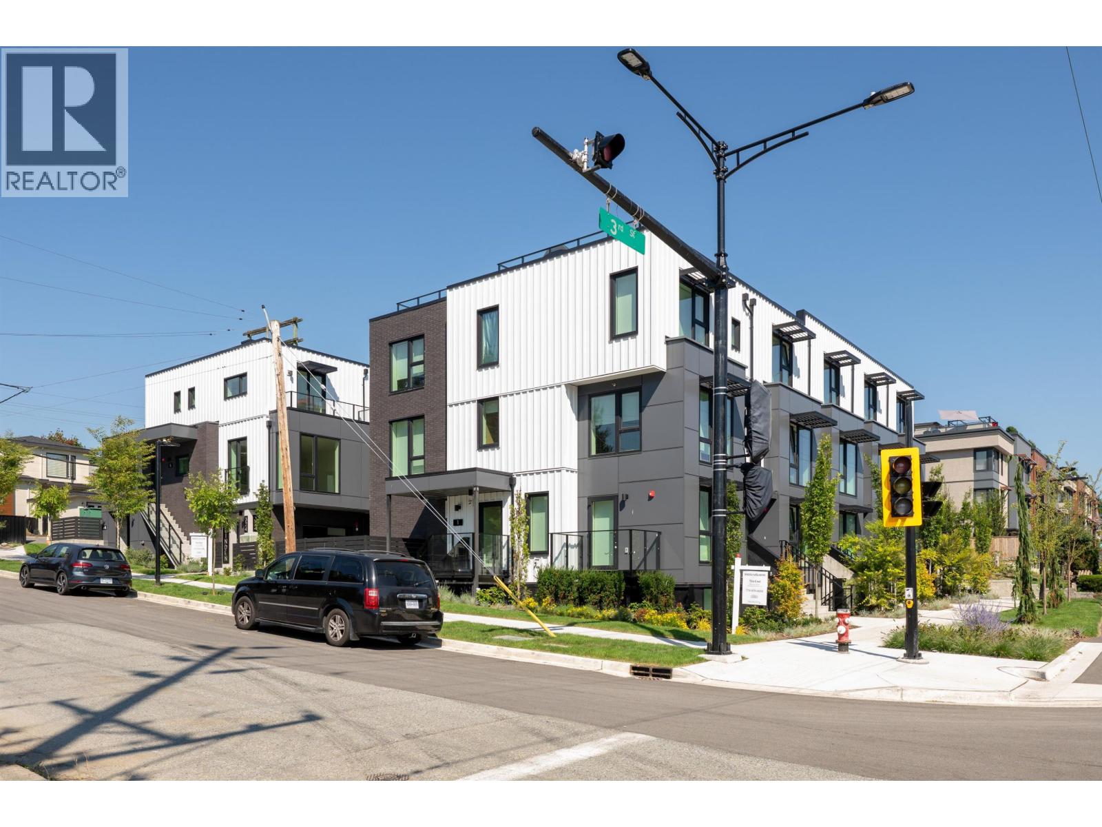 Th6 324 E Ridgeway Avenue, North Vancouver, British Columbia  V7L 3P8 - Photo 34 - R3080390