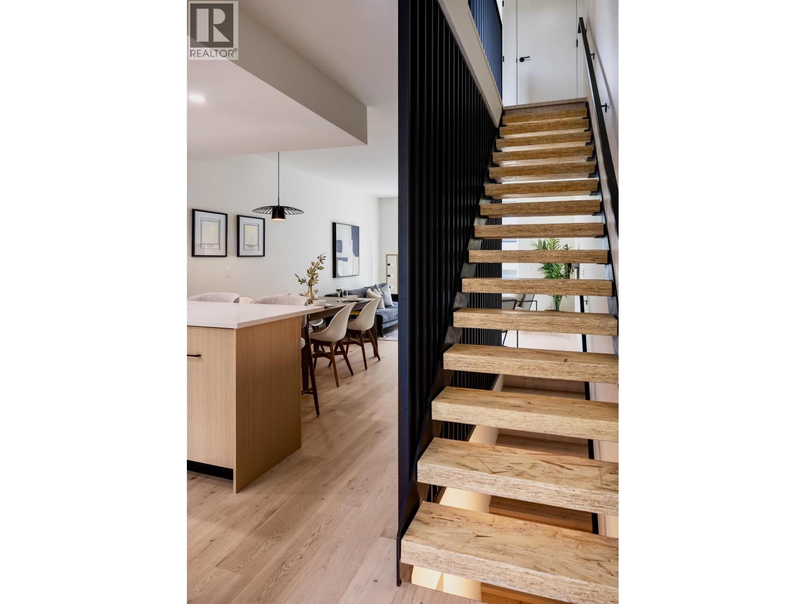 Th8 324 E Ridgeway Avenue, North Vancouver, British Columbia  V7L 3P8 - Photo 16 - R3080391