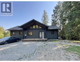 915 PAYNE ROAD, Gibsons, British Columbia