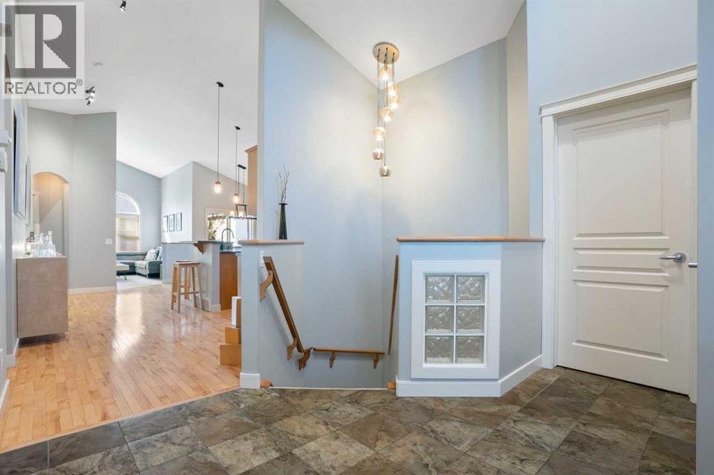 264 Windermere Drive, Chestermere, Alberta  T1X 1T6 - Photo 3 - A2253491