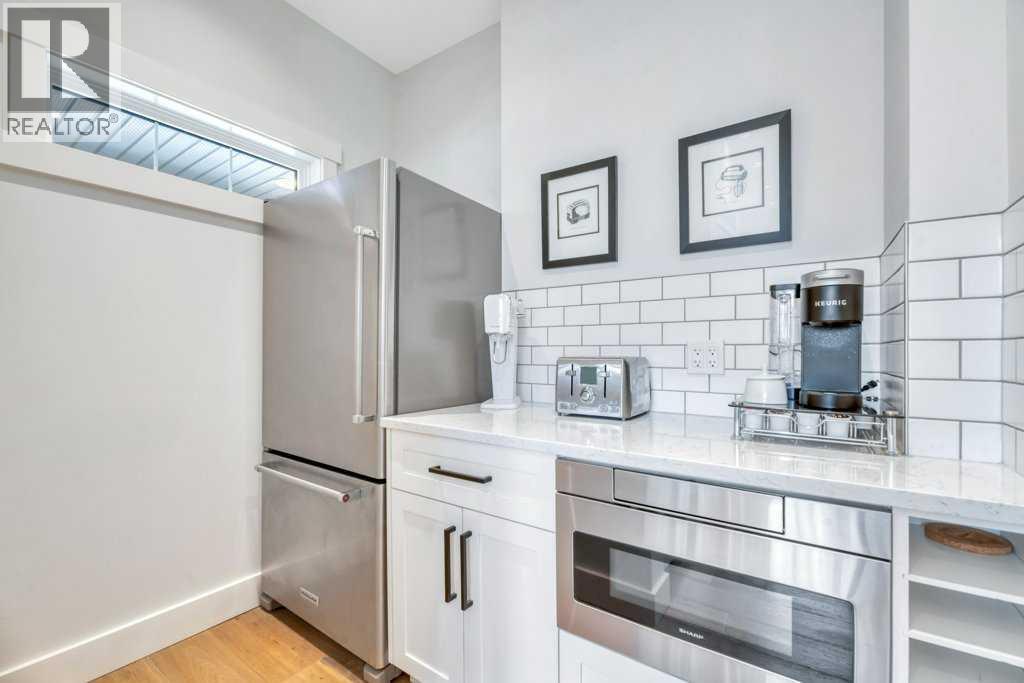 225 Discovery Ridge Way Sw, Calgary, Alberta  T3H 5G2 - Photo 19 - A2278862