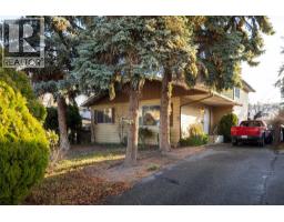 1607 45 Street, vernon, British Columbia