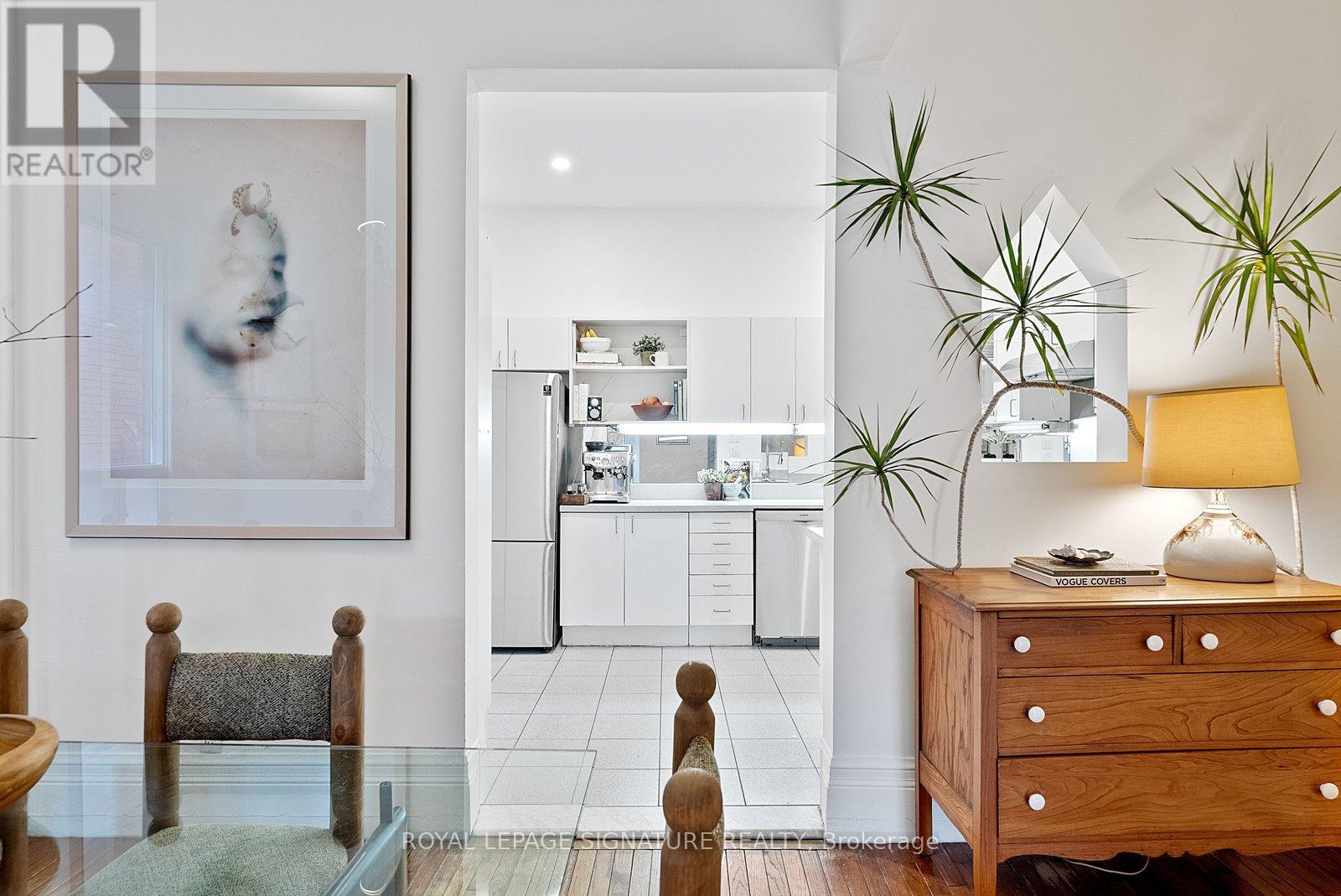 28 Shannon Street, Toronto, Ontario  M6J 2E7 - Photo 12 - C12705340