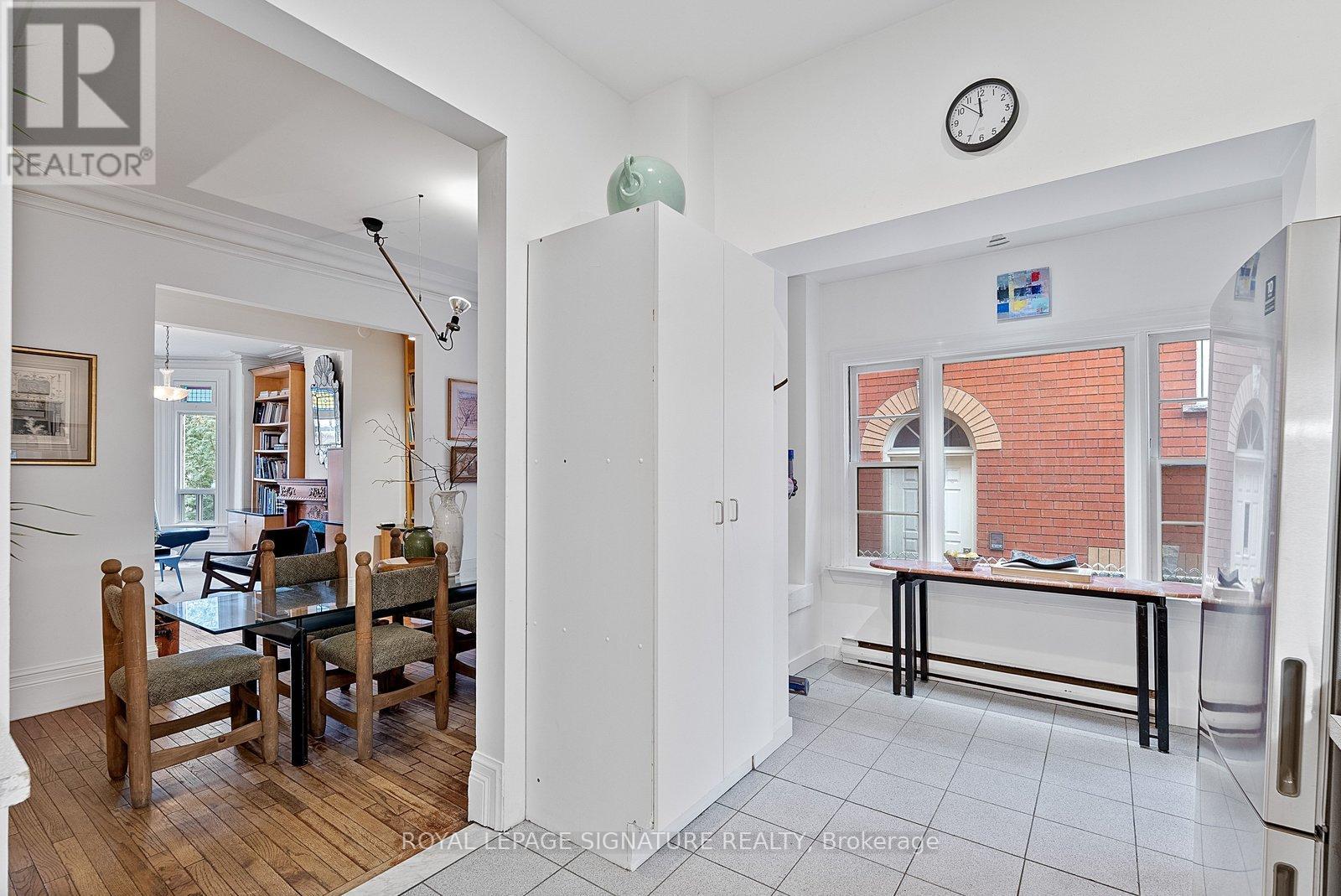 28 Shannon Street, Toronto, Ontario  M6J 2E7 - Photo 15 - C12705340