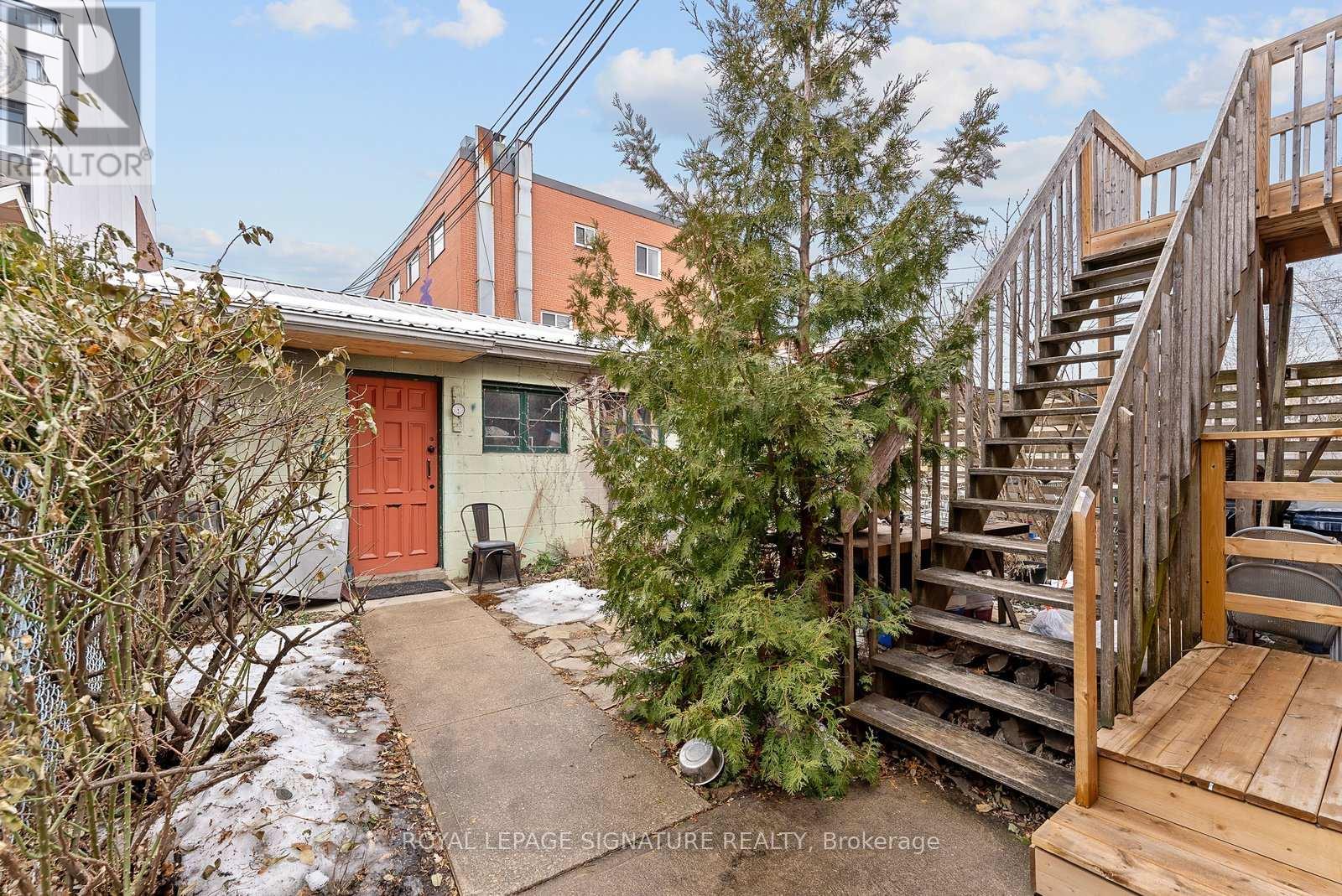 28 Shannon Street, Toronto, Ontario  M6J 2E7 - Photo 36 - C12705340