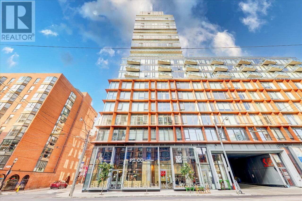 221 - 60 Colborne Street, Toronto, Ontario  M5E 0B7 - Photo 2 - C12705348