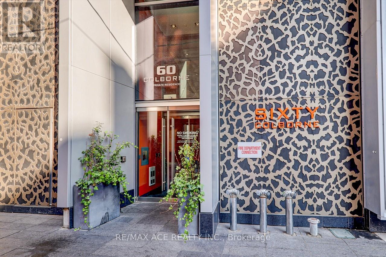 221 - 60 Colborne Street, Toronto, Ontario  M5E 0B7 - Photo 4 - C12705348