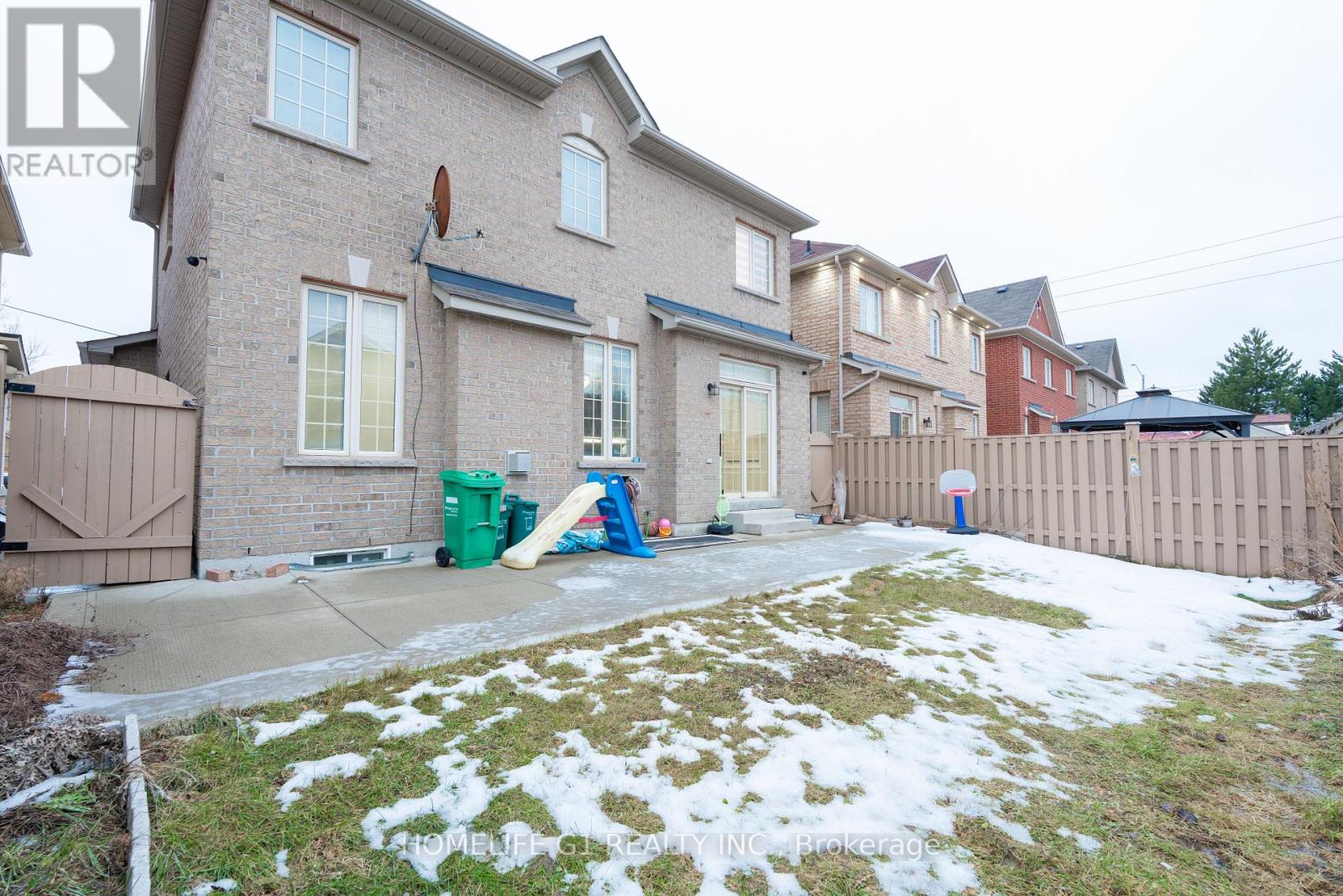 79 Heslop Circle, Brampton, Ontario  L6R 0M6 - Photo 44 - W12704662