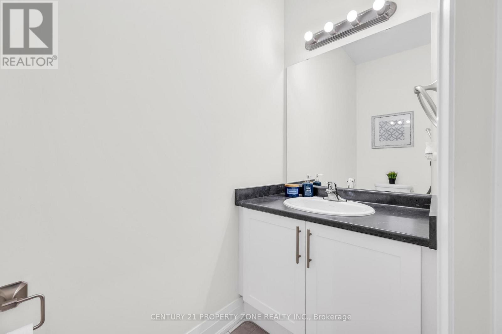 12 Trellanock Road, Brampton, Ontario  L6Y 0E4 - Photo 22 - W12705354