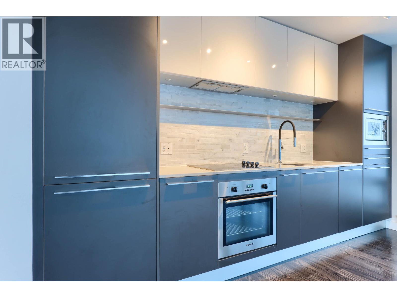 606 8031 Nunavut Lane, Vancouver, British Columbia  V5X 0C9 - Photo 3 - R3080400